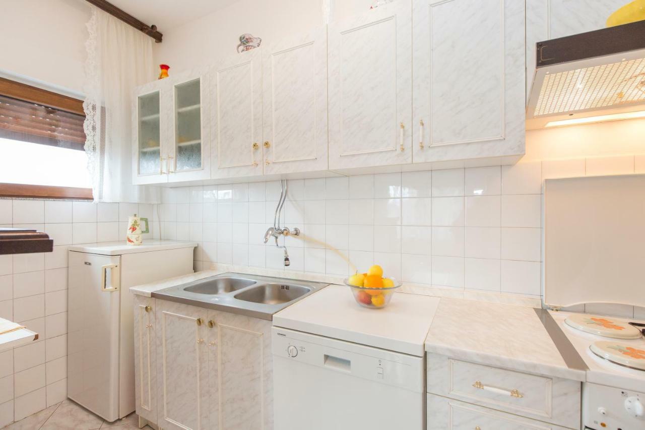 Apartman Branka ラビン エクステリア 写真